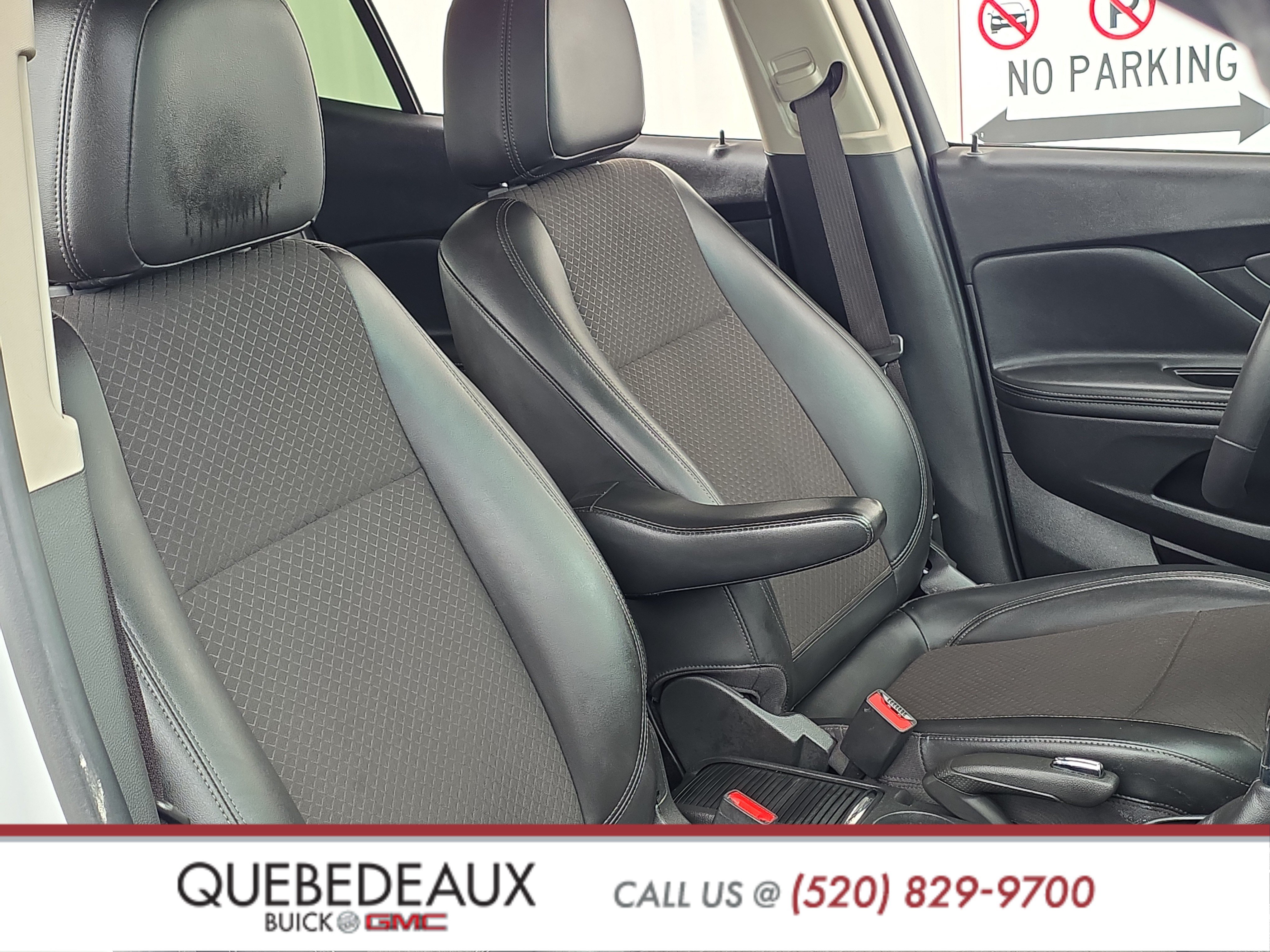 Used 2021 Buick Encore Preferred FWD image 29
