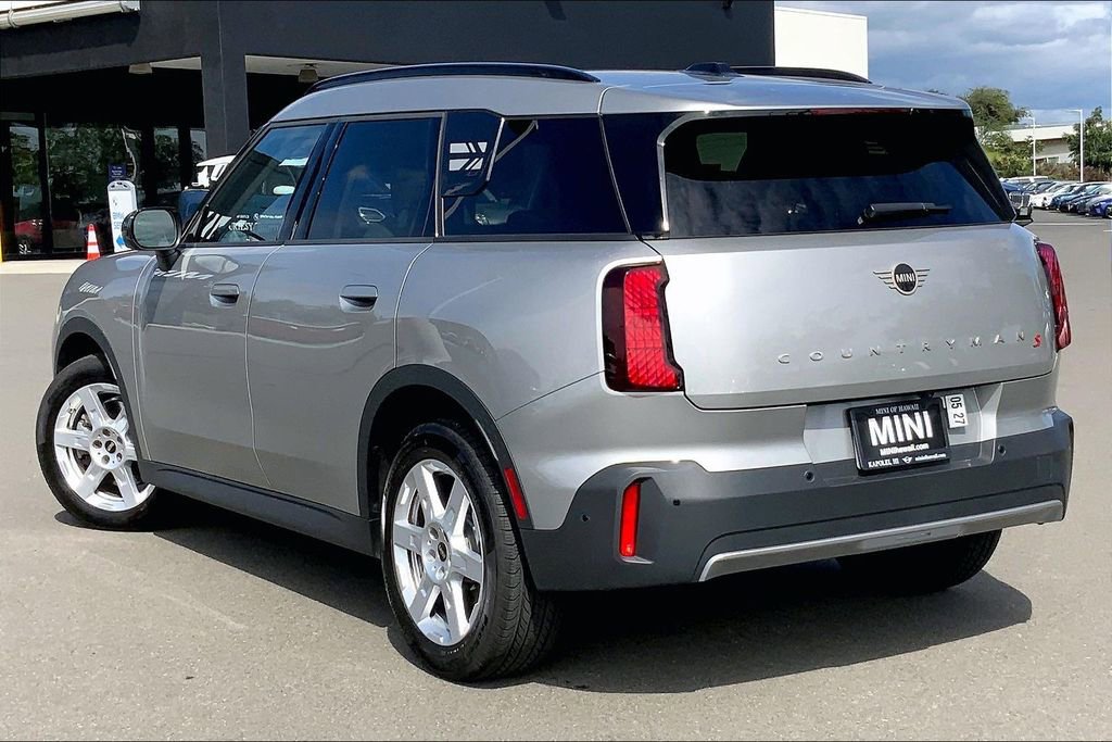 Certified 2025 MINI Cooper Countryman S w/ Comfort Package Max image 13