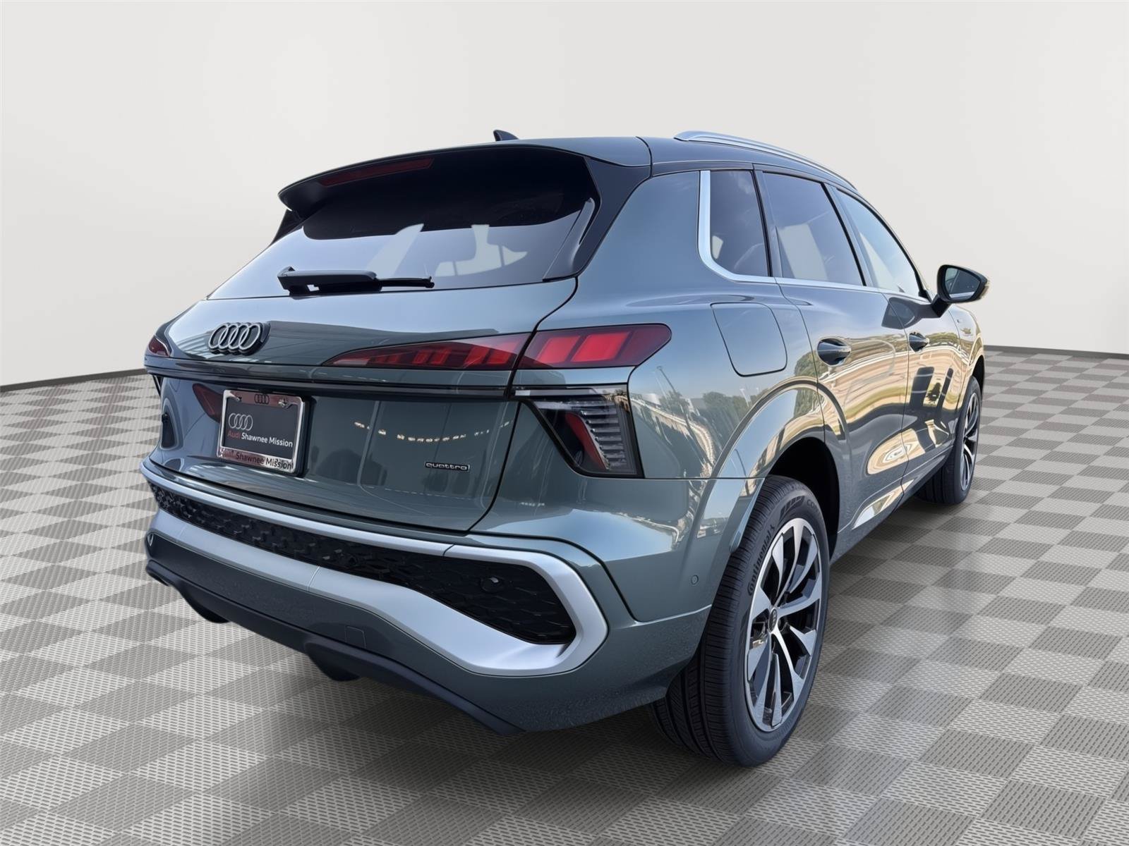 New 2026 Audi Q3 quattro 2.0T AWD/4WD image 5