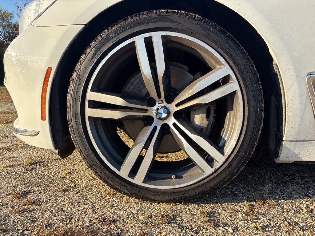 Used 2018 BMW 740i xDrive AWD/4WD image 4