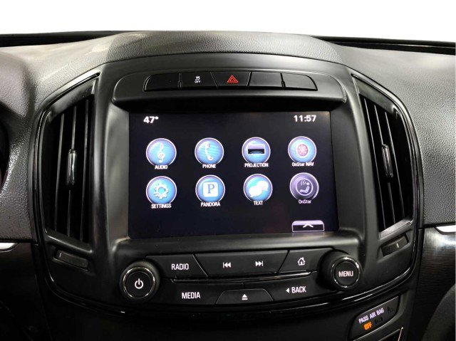 Used 2017 Buick Regal image 30