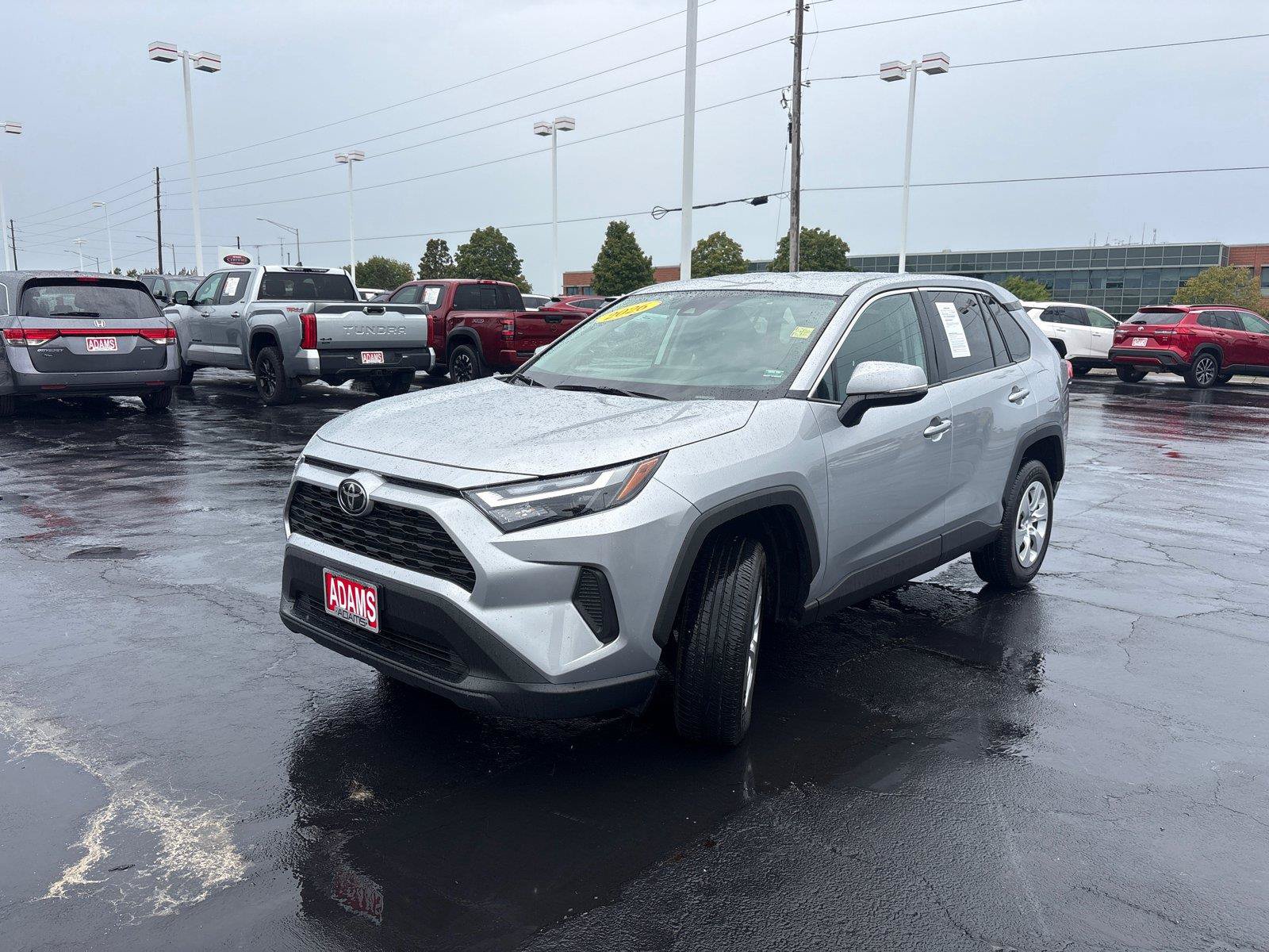 Certified 2025 Toyota RAV4 LE FWD image 5