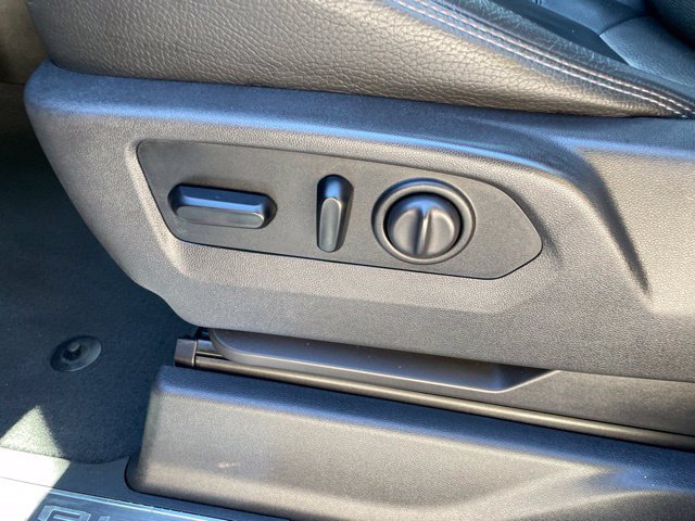 Used 2019 GMC Sierra 1500 Denali w/ Technology Package AWD/4WD image 39