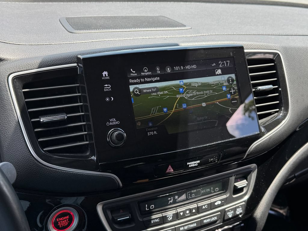 Used 2019 Honda Pilot Touring image 13