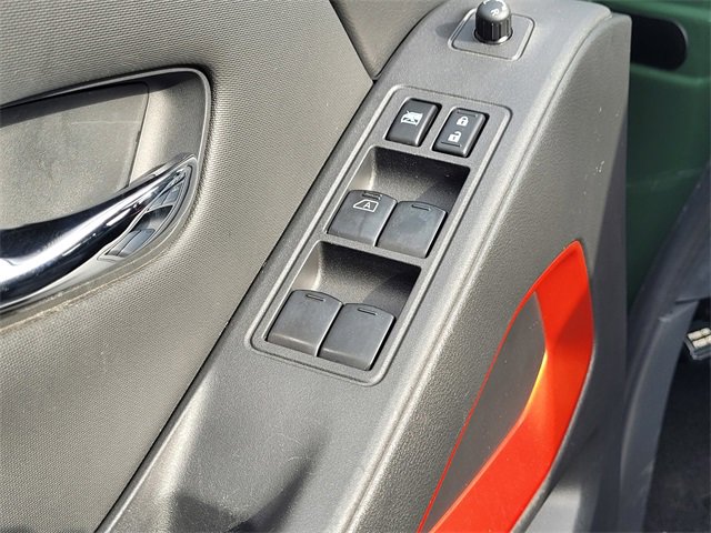 Used 2022 Nissan Frontier Pro-X image 16