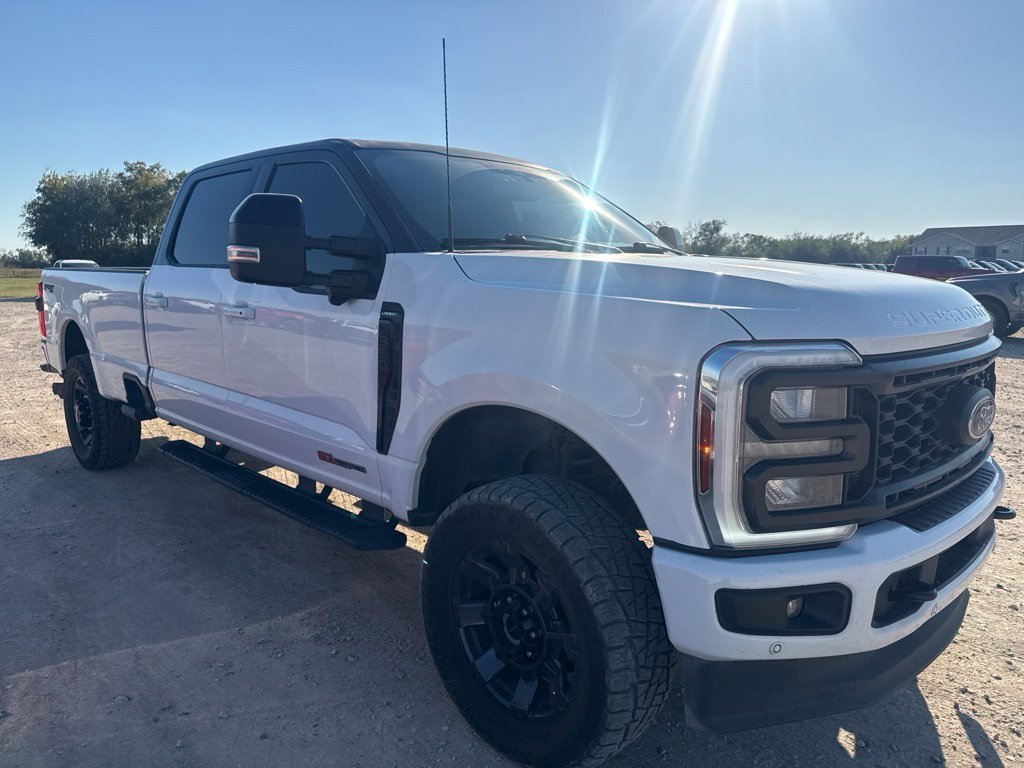 Used 2024 Ford F350 Lariat w/ Lariat Ultimate Package AWD/4WD image 3