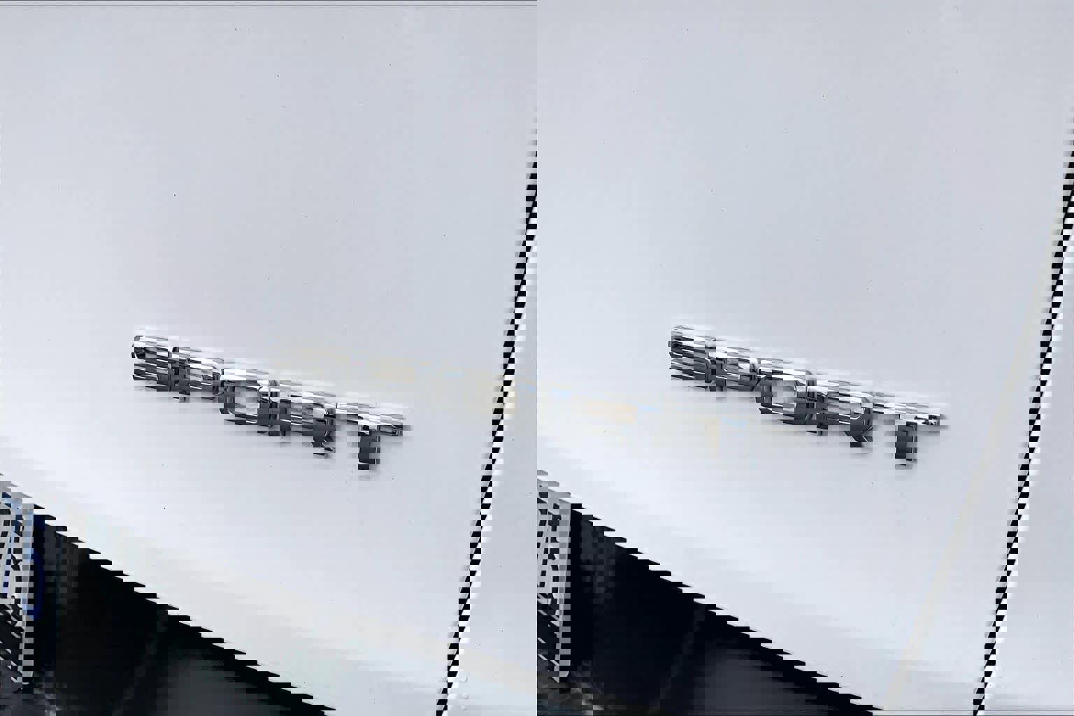 Used 2016 Jeep Cherokee Sport image 9