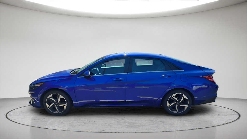 Used 2023 Hyundai Elantra Limited FWD image 9