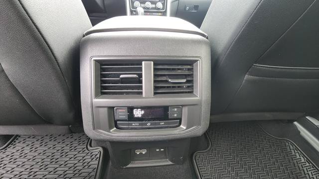 Used 2021 Volkswagen Atlas SEL AWD/4WD image 14