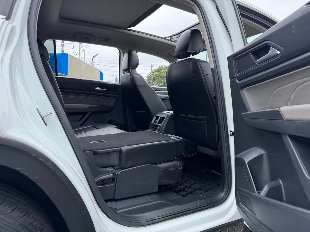 Used 2022 Volkswagen Atlas SEL AWD/4WD image 15