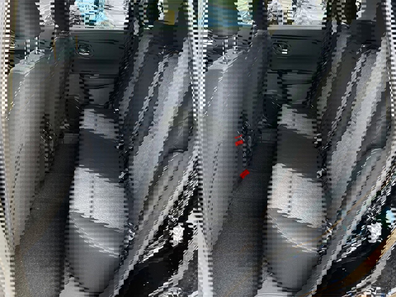 New 2026 Nissan Rogue SV image 14