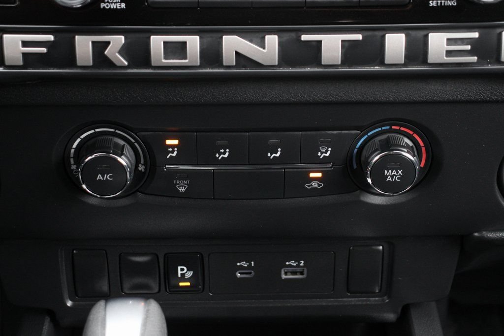 Used 2025 Nissan Frontier SV AWD/4WD image 27