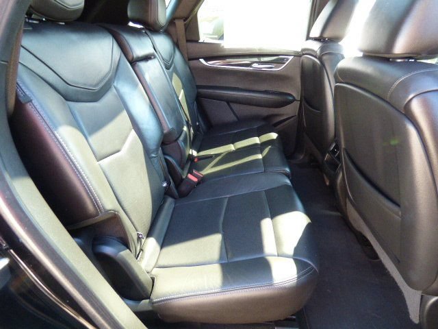 Used 2020 Cadillac XT5 Premium Luxury FWD image 6