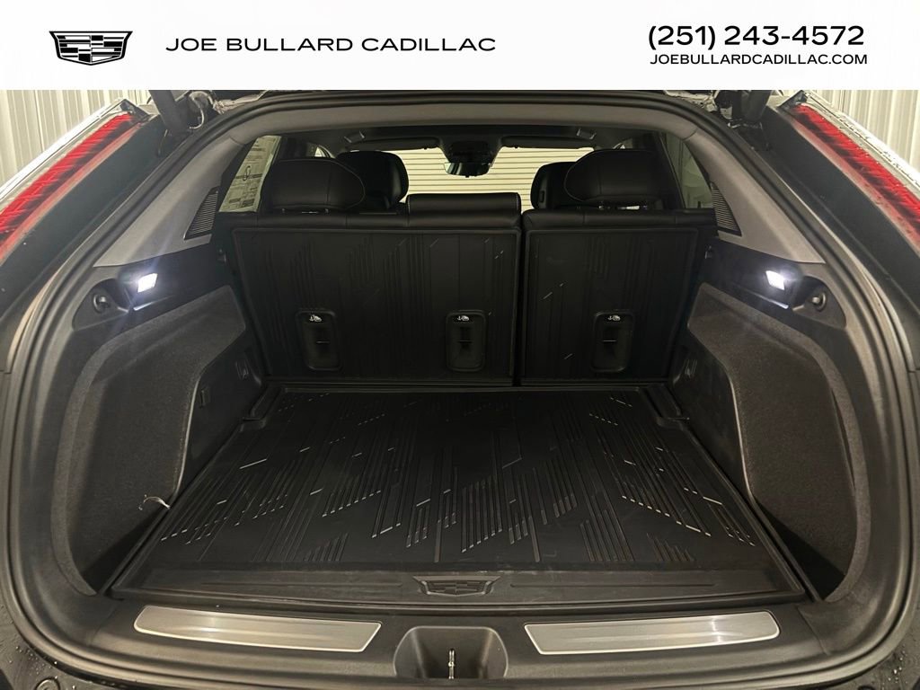 New 2025 Cadillac Optiq Sport 1 w/ LPO, Floor Liner Package image 21