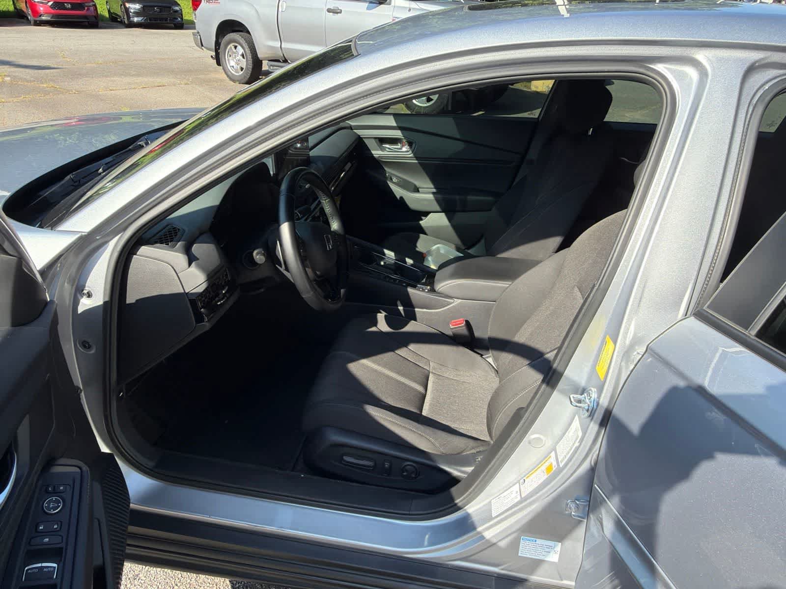 Used 2024 Honda Accord Sport image 16