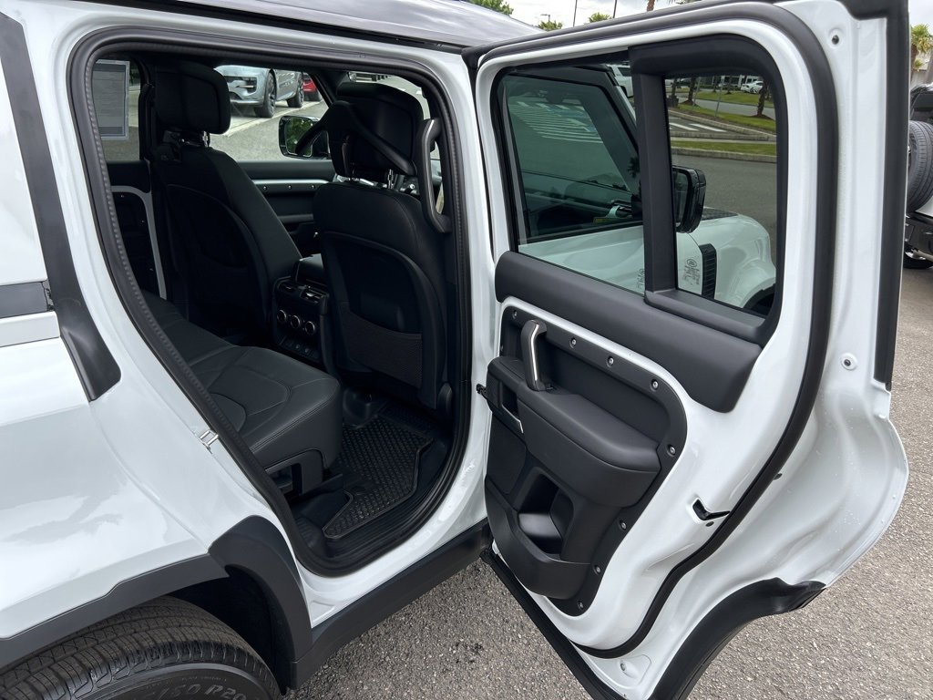 New 2025 Land Rover Defender 130 S image 17