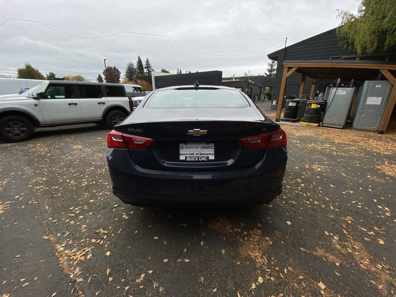 Used 2025 Chevrolet Malibu LT FWD image 5