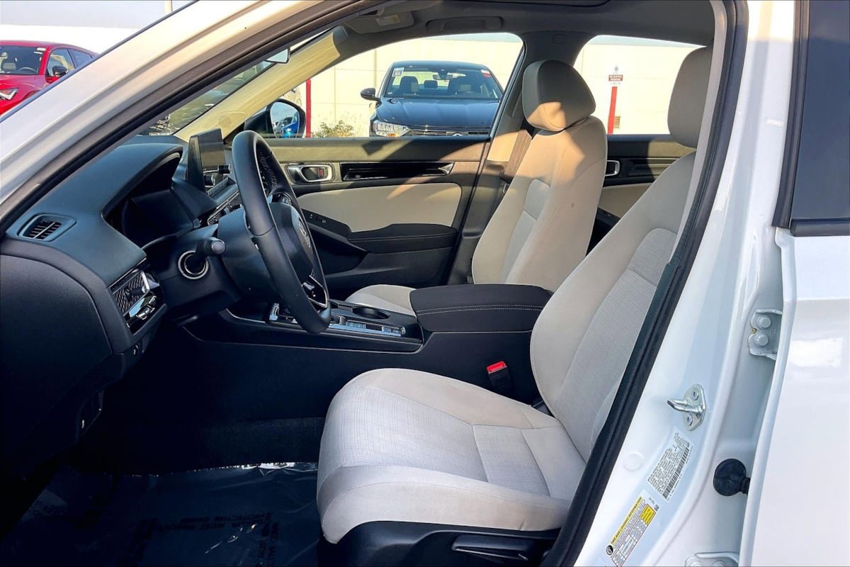 Used 2024 Honda Civic EX image 23