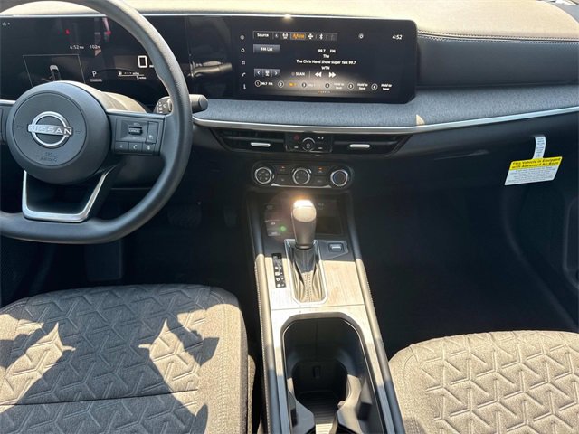 New 2025 Nissan Kicks SV image 18