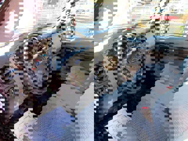 Used 2016 Ford F550 4x4 Regular Cab Super Duty image 10