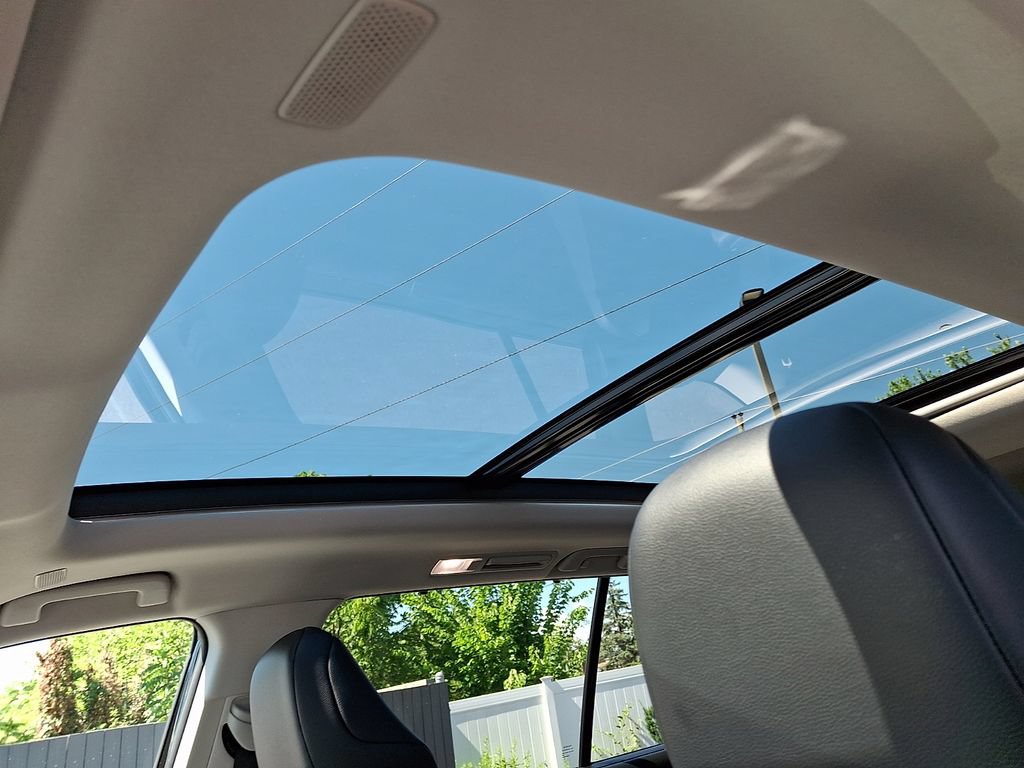 Certified 2025 Toyota Grand Highlander AWD image 16