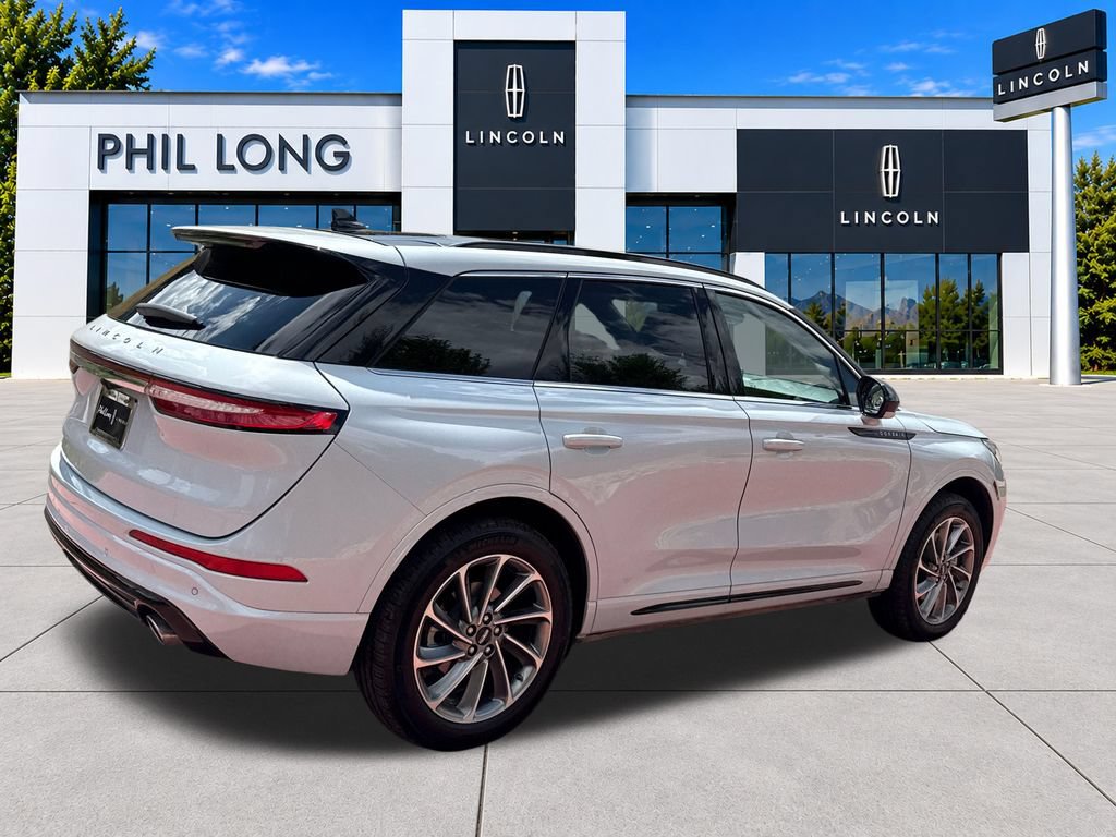 Certified 2025 Lincoln Corsair Grand Touring AWD/4WD image 9