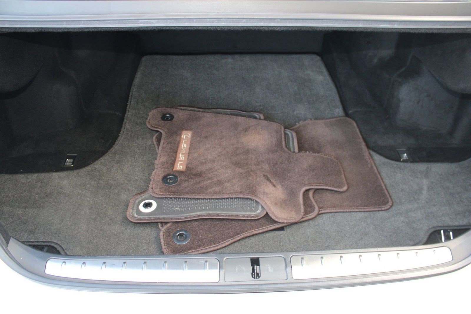 Used 2018 Lexus LS 500 AWD w/ Luxury Package image 30