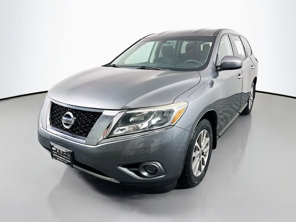 Used 2015 Nissan Pathfinder S image 3