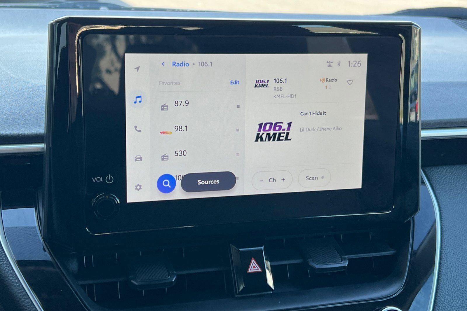 Certified 2025 Toyota Corolla LE image 17