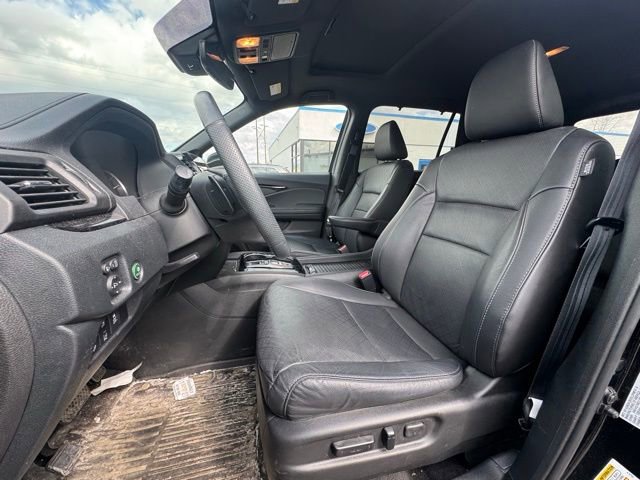 Used 2023 Honda Passport Elite image 13