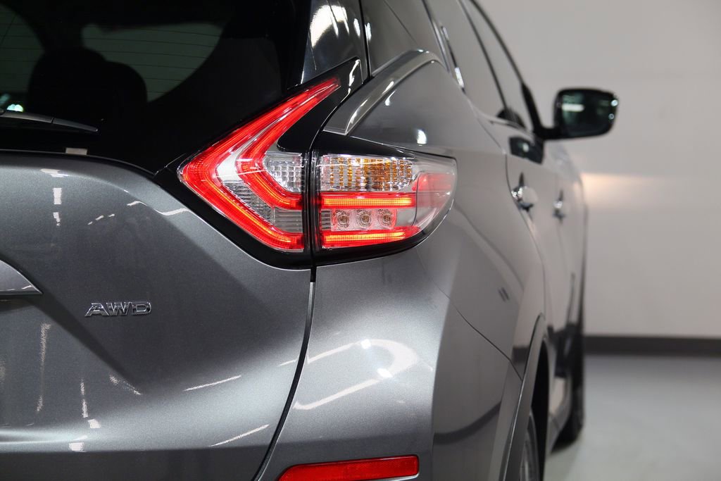 Used 2016 Nissan Murano S AWD/4WD image 14