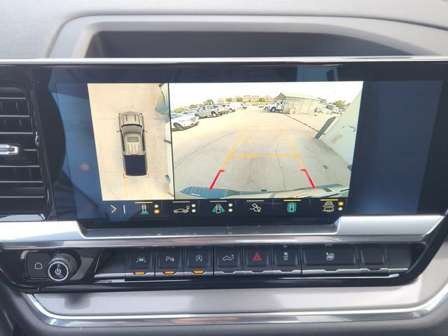 Used 2023 Chevrolet Silverado 1500 High Country w/ Technology Package AWD/4WD image 6