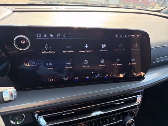New 2027 Chevrolet Traverse LT w/ Midnight/Sport Edition FWD image 27