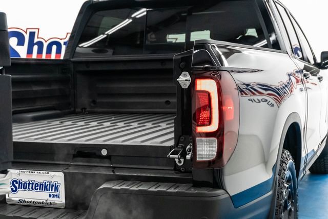 Certified 2025 Honda Ridgeline TrailSport+ image 9
