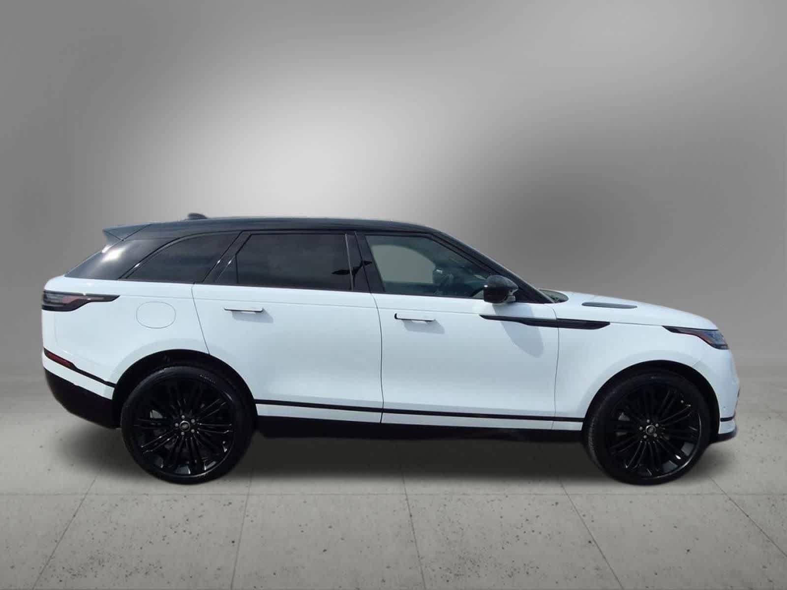 Certified 2026 Land Rover Range Rover Velar Dynamic SE AWD/4WD image 7