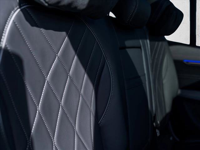 Used 2025 Mercedes-Benz EQS 580 4MATIC SUV image 28