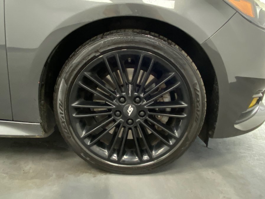 Used 2017 Ford Focus ST w/ Equipment Group 401A image 16