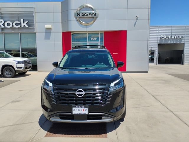 New 2026 Nissan Pathfinder SL AWD/4WD image 2