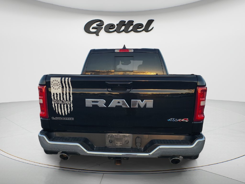 Used 2025 RAM 1500 Laramie AWD/4WD image 4