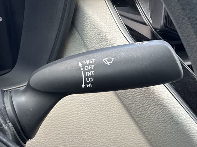 Used 2026 Toyota Corolla Cross L FWD image 26