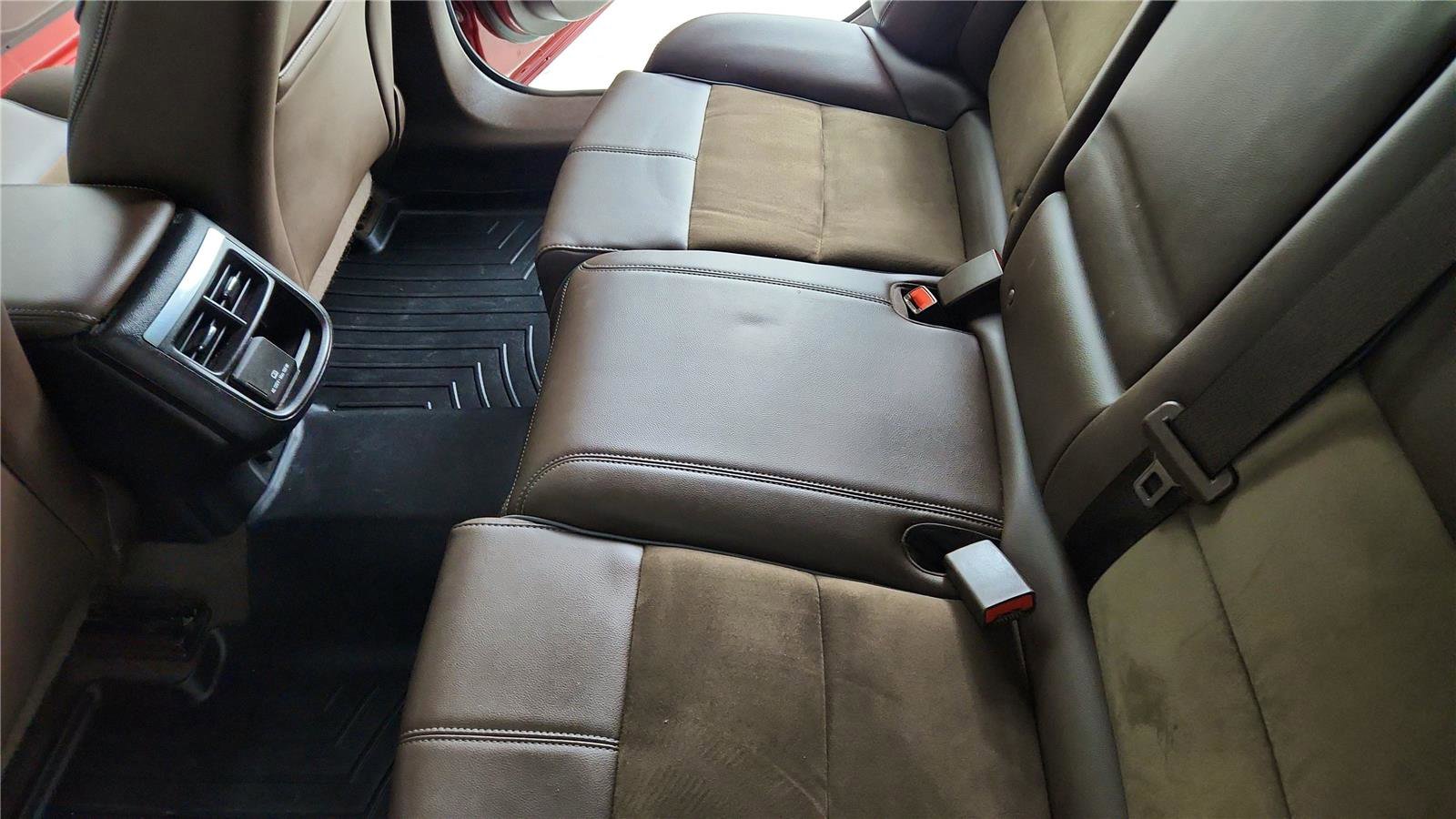 Used 2015 Chevrolet Impala LT image 33