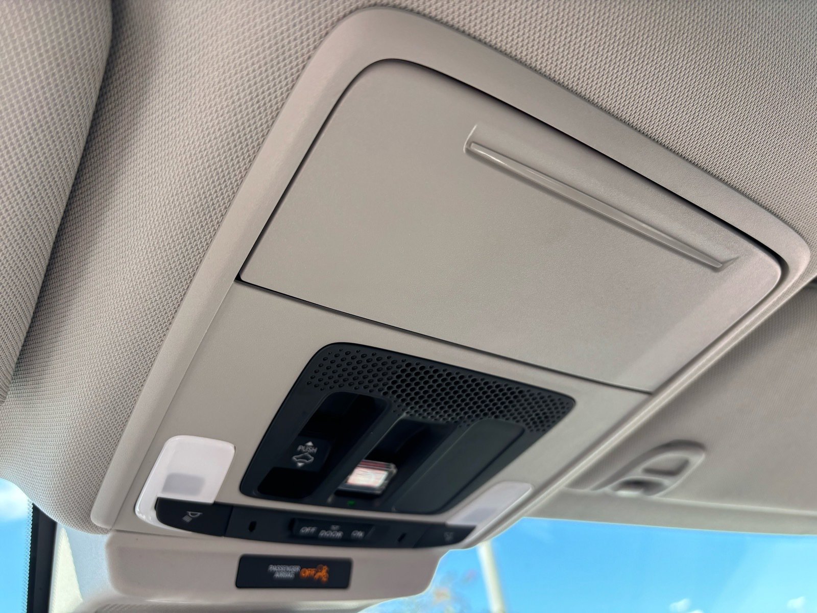 Certified 2025 Honda Accord EX-L image 37