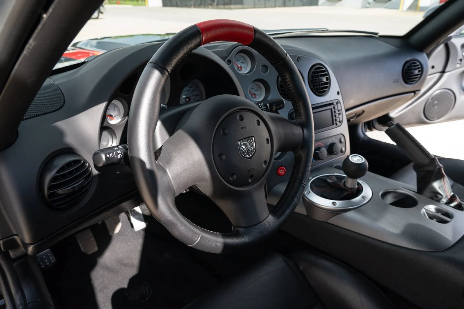 Used 2009 Dodge Viper ACR RWD image 21