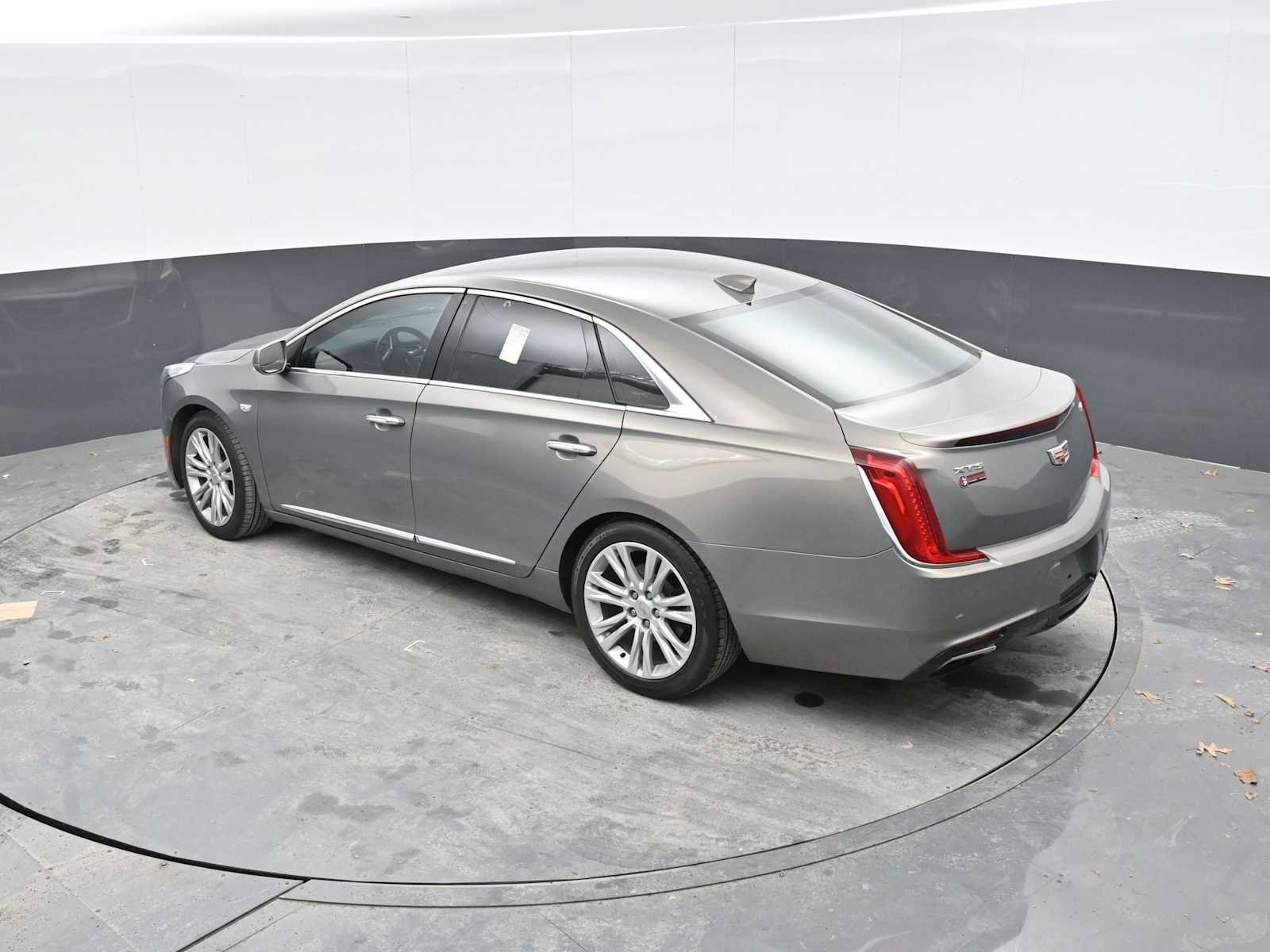 Used 2019 Cadillac XTS Luxury FWD image 11