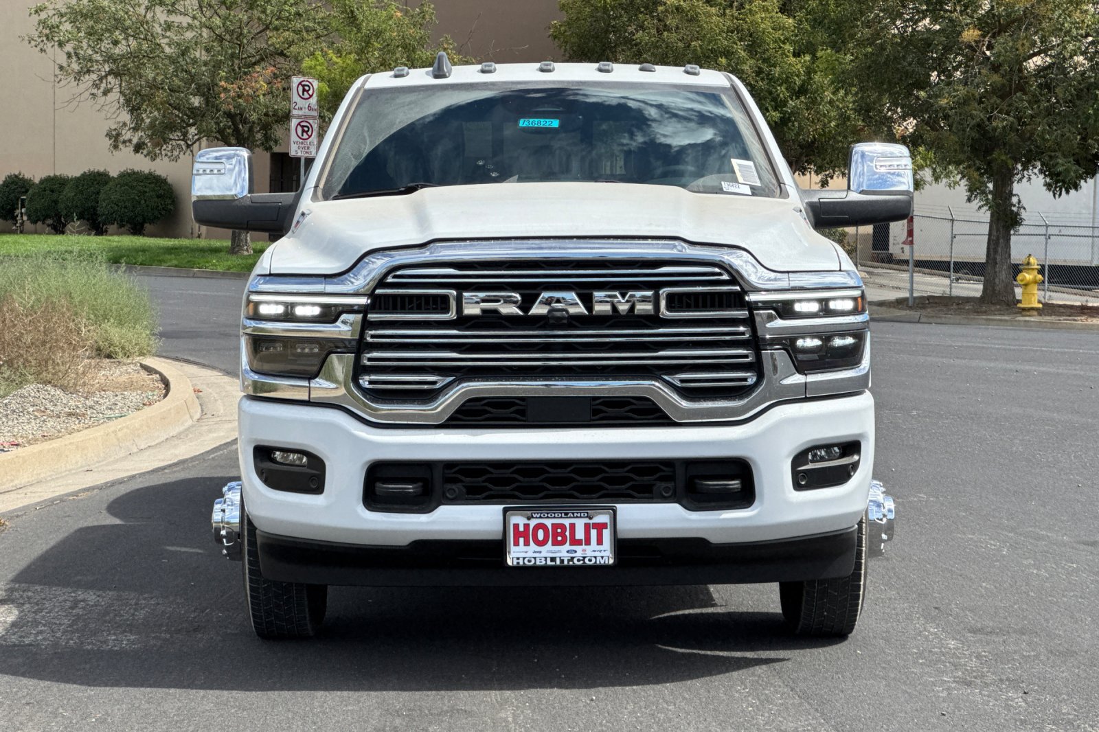 New 2027 RAM 3500 Laramie AWD/4WD image 8