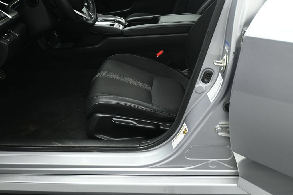 Used 2019 Honda Civic Sport image 8