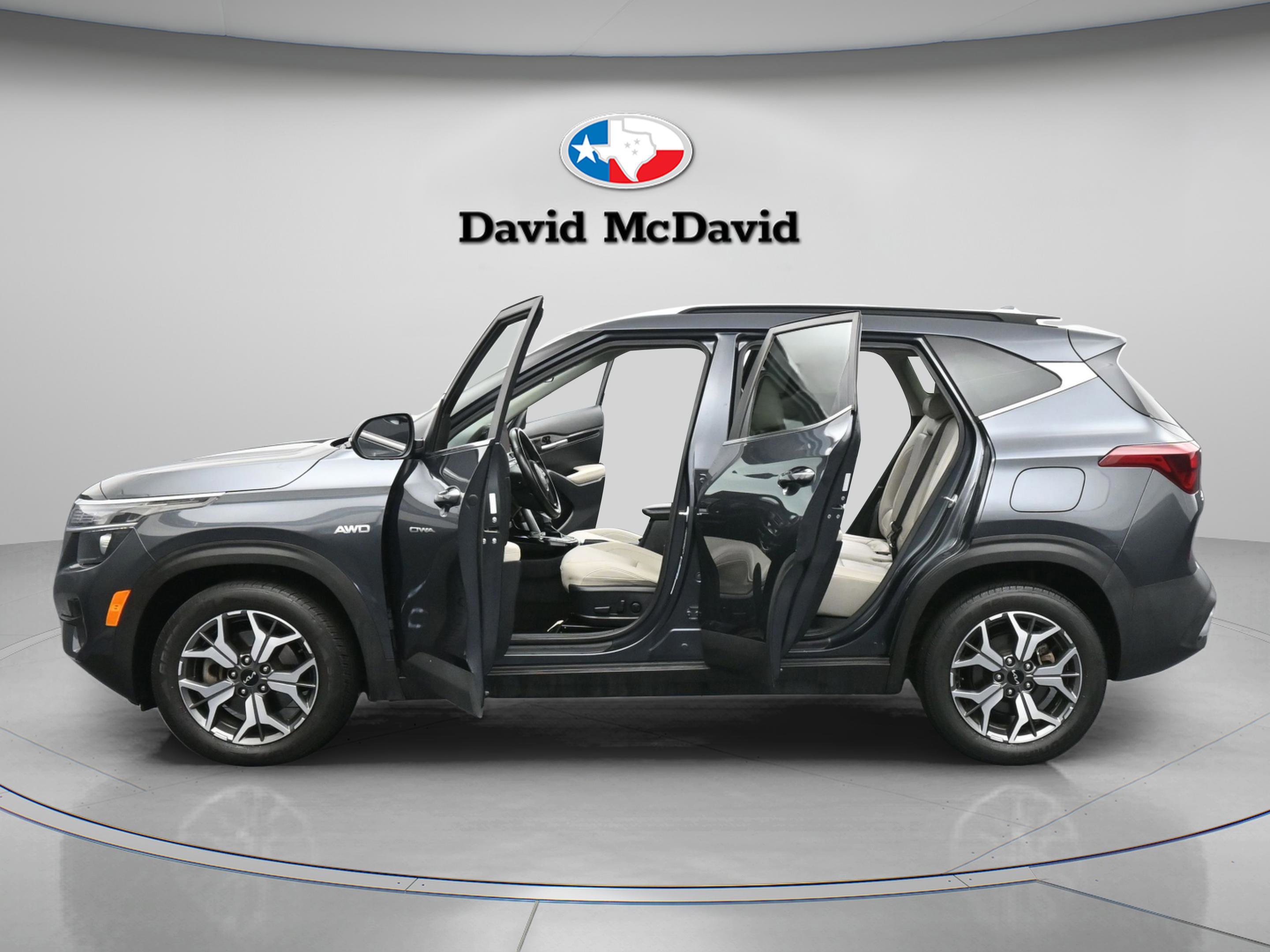 Used 2022 Kia Seltos EX image 5