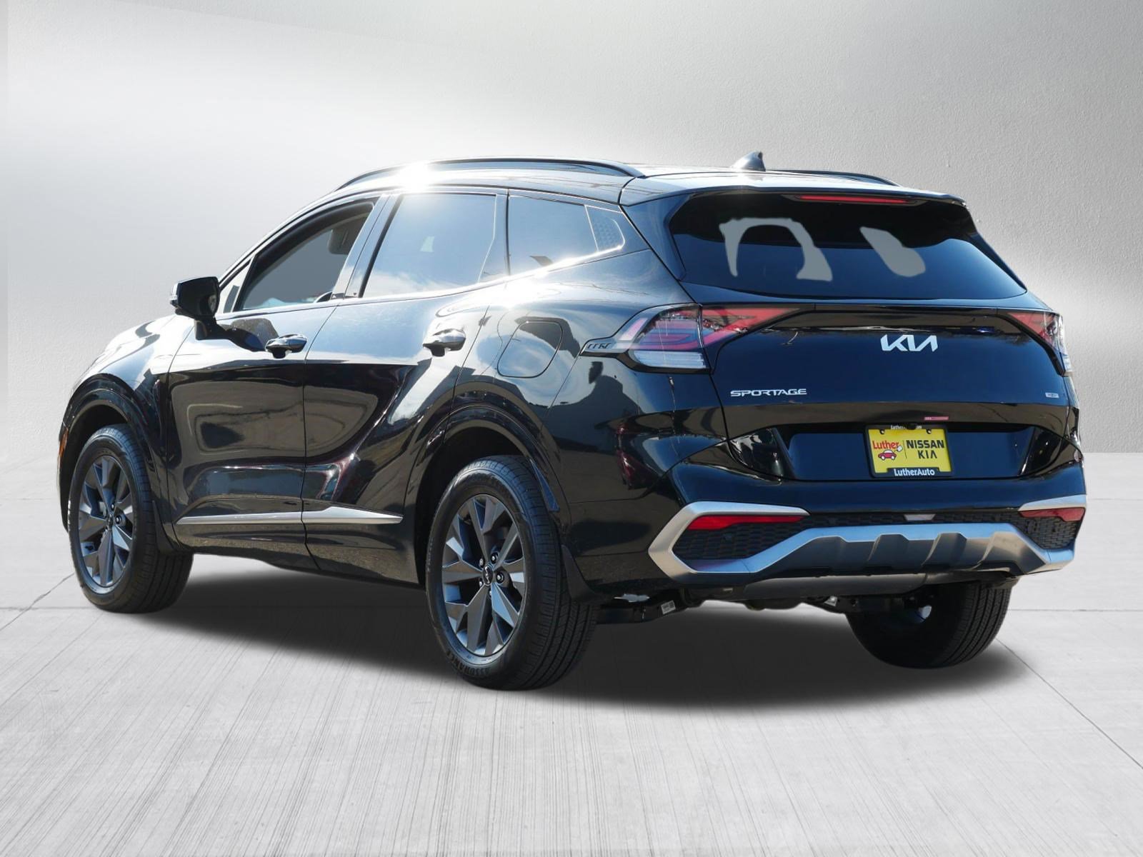 Certified 2025 Kia Sportage SX Prestige AWD/4WD image 5