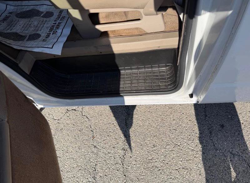 Used 1999 Chevrolet Astro Passenger RWD image 13