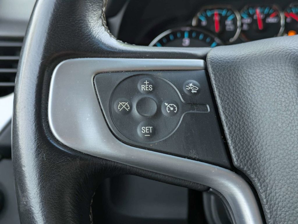 Used 2018 GMC Yukon SLE w/ SLE Value Package image 35